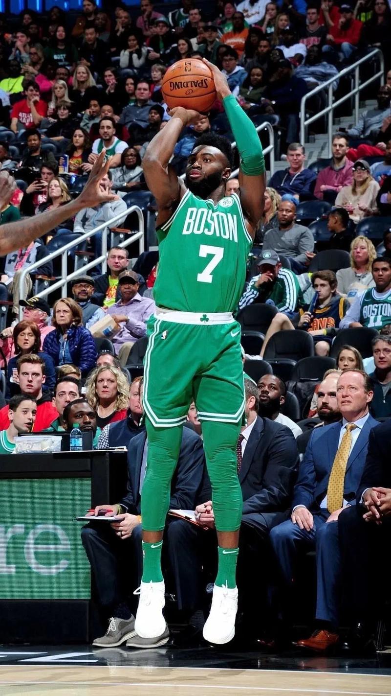 欧洲足坛再 欧洲足坛再