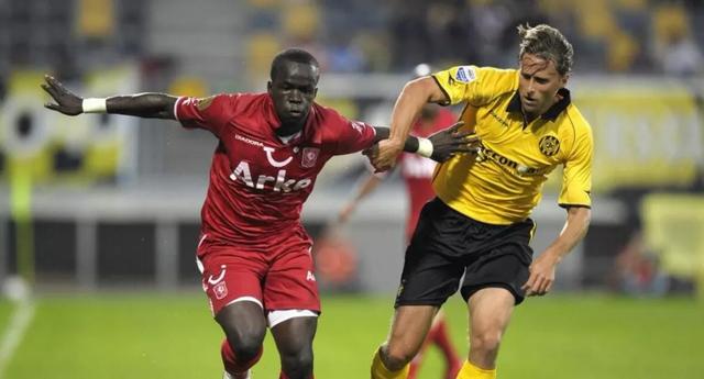 上进行大胆 上进行大胆