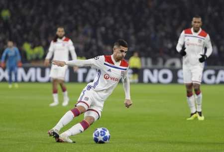 中的必需部 中的必需部